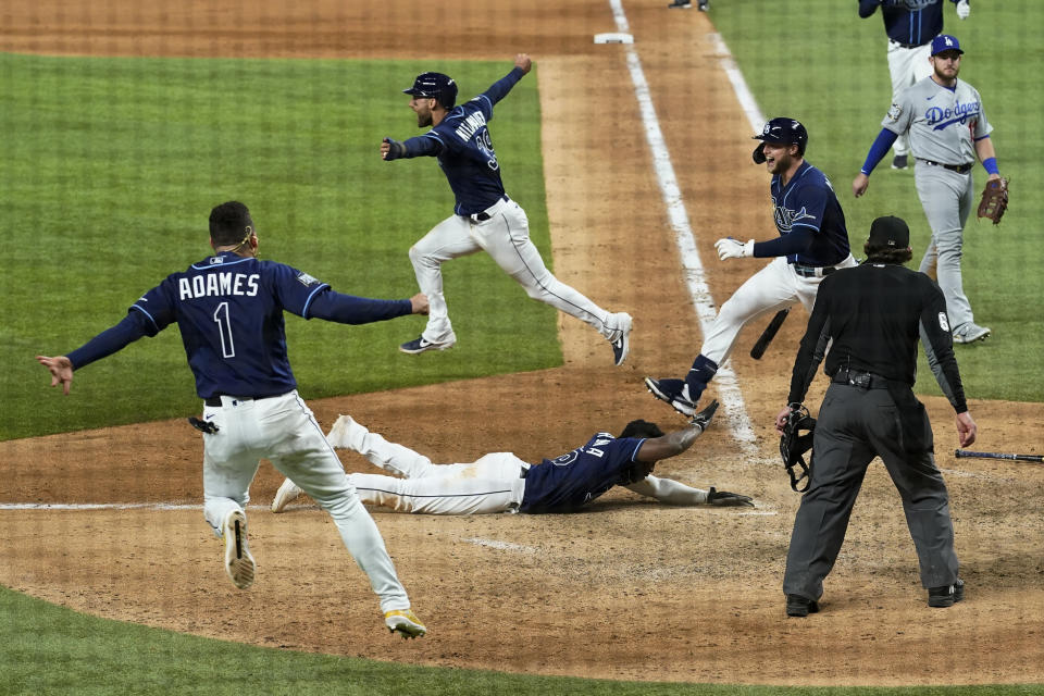 during the == inning in Game 4 of the baseball World Series Saturday, Oct. 24, 2020, in Arlington, Texas. Rays defeated the Dodgers 8-7 to tie the series 2-2 games. (AP Photo/Eric Gay)