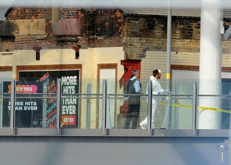 Deadly blast at Ariana Grande concert in Manchester, England