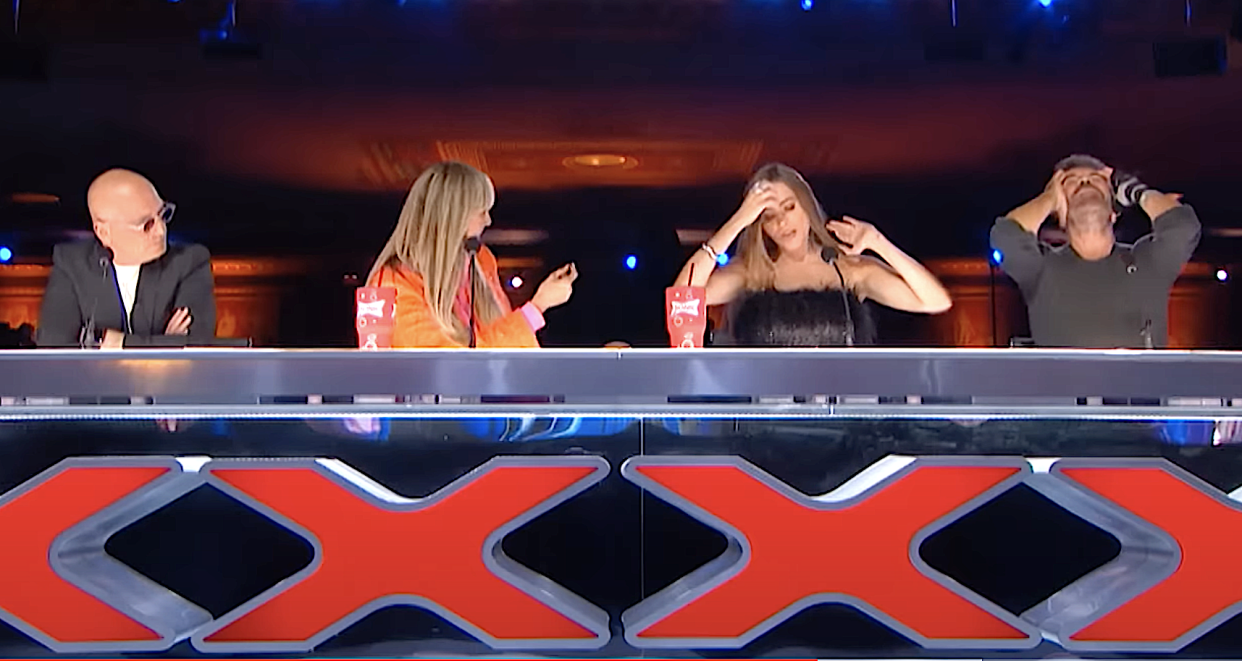 'America's Got Talent' judges Howie Mandel, Heidi Klum, Sofia Vergara, and Simon Cowell all X'd-out contestant Ben Lapidus, but three of them were surprisingly persuaded to change in their minds. (Photo: NBC)