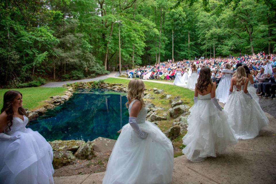 The Laurel Cove Amphitheater in Pine Mountain State Resort Park is famously known as the location for crowning the Kentucky Mountain Laurel Festival Queen. But the second weekend in June, the amphitheater will host the Laurel Cove Music Festival.