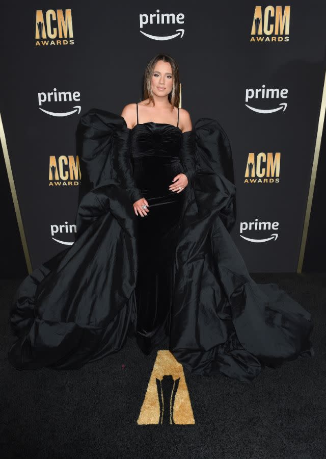 <p>Gabby Barrett rocked a black velvet gown that was the definition of dramatic.</p>