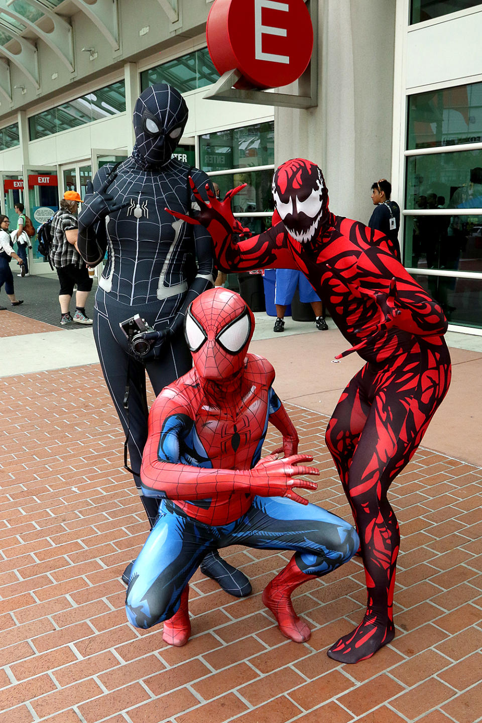 <p>Cosplayers dressed as various Spider-Men at Comic-Con International on July 20, 2018, in San Diego. (Photo: Angela Kim/Yahoo Entertainment) </p>