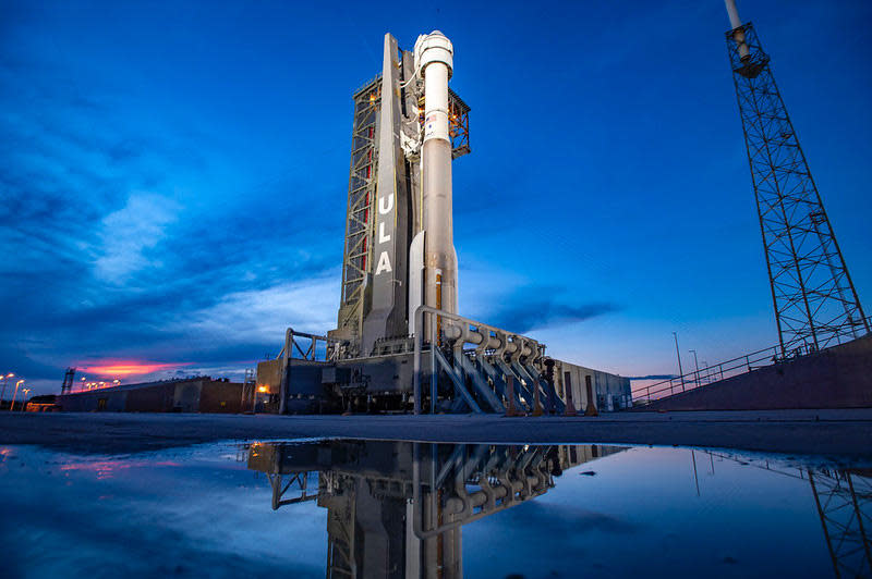 Launch of an unpiloted Boeing Starliner astronaut ferry ship atop a United Launch Alliance Atlas 5 rocket is on hold while engineers troubleshoot problems with valves in the capsule's propulsion system. / Credit: ULA