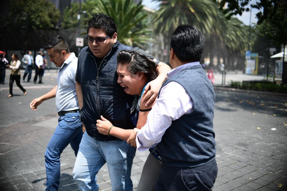 7.1 magnitude earthquake rocks Mexico City