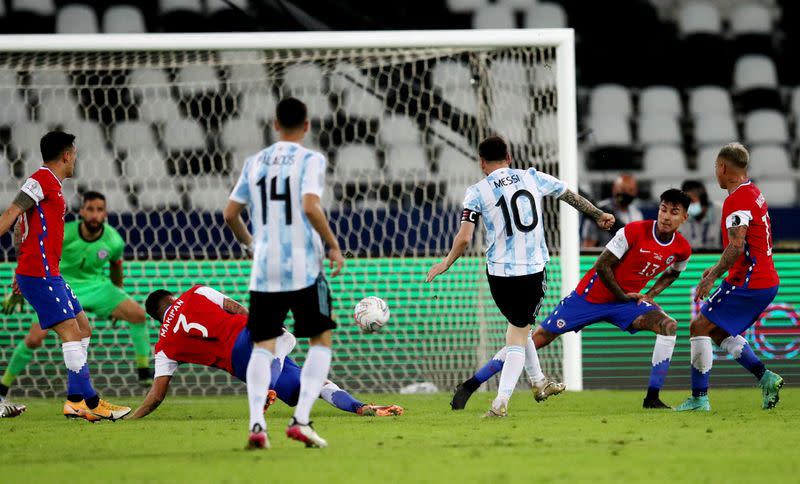 Copa America 2021 - Group A - Argentina v Chile