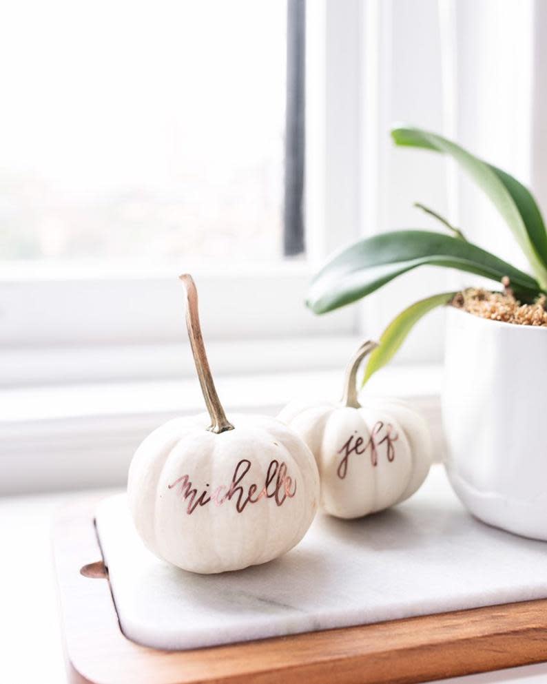 1) Mini Pumpkin Place Card