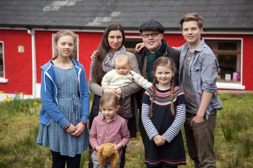 Mittlerweile lebt die Familie in Irland. (Bild: VOX)