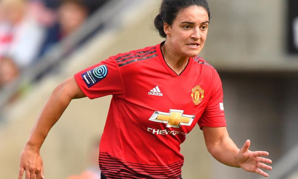 Jessica Sigsworth scores twice as Manchester United swat aside Spurs