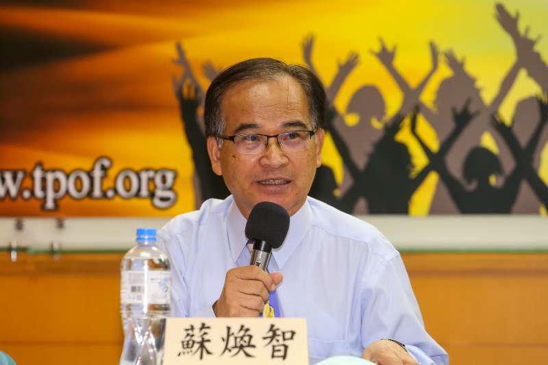 20200928-前台南縣長蘇煥智28日出席「美豬爭議、中國軍演與台灣政局」民調記者會。（顏麟宇攝）