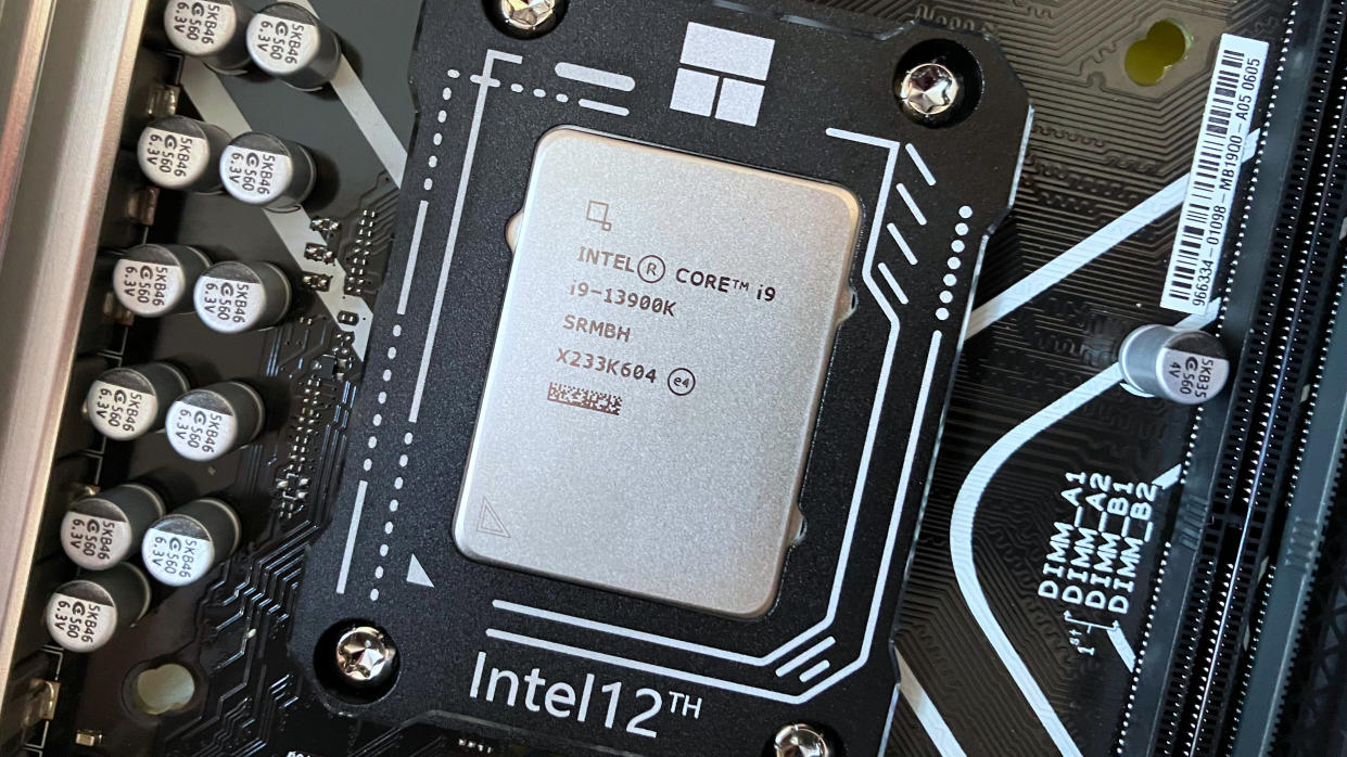  Intel Core i9-13900K. 