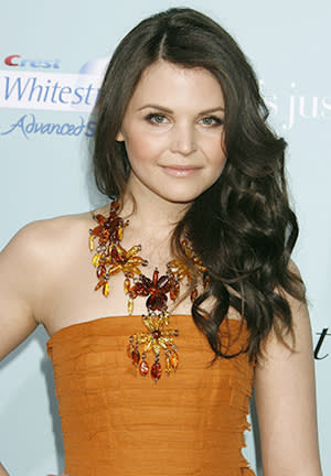 Ginnifer Goodwin Hairstyles Hair Cuts and Colors