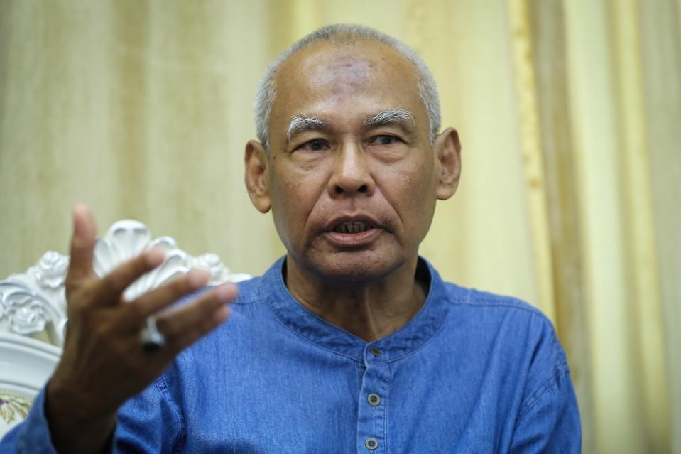 Former IGP Tan Sri Musa Hassan speaks during a press conference in Shah Alam September 24, 2020. ― Pictures by Yusof Mat Isa