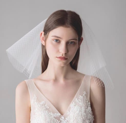 PEPE  Short veil with flowers - TANIA MARAS BRIDAL