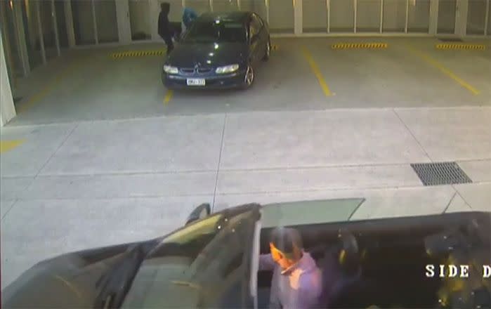 A man drives past the crime, but did not report it. Image: 7News