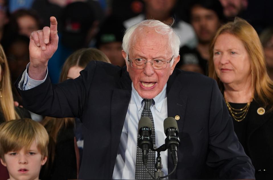 Democratic presidential candidate Senator Bernie Sanders speaks to supporters at his rally in Des Moines, Iowa, U.S., February 3, 2020. REUTERS/Carlo Allegri