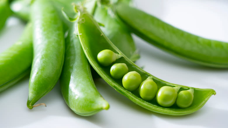 snap peas on counter