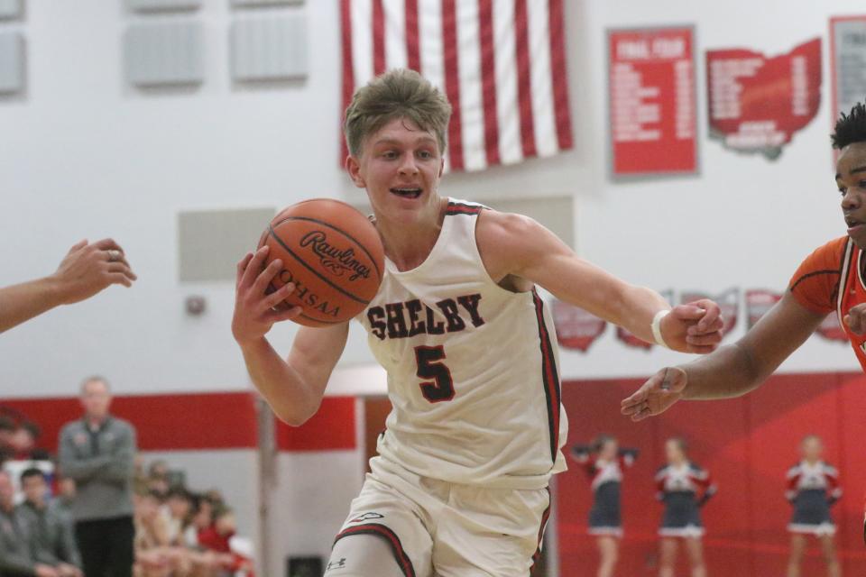 Shelby's Alex Bruskotter led the Whippets to a convincing win over Mansfield Senior with 35 points on Wednesday night.