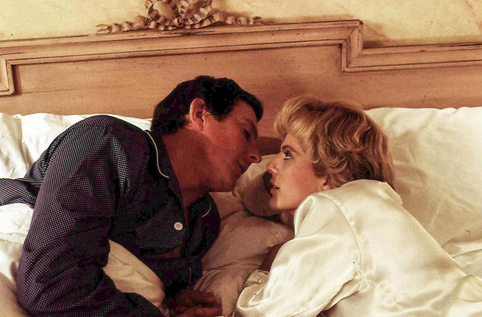 Image: David Threlfall  as Prince Charles and Serena Scott Thomas as Diana and in 'Diana: Her True Story 1993'. (United Archives / Alamy Stock Photo)