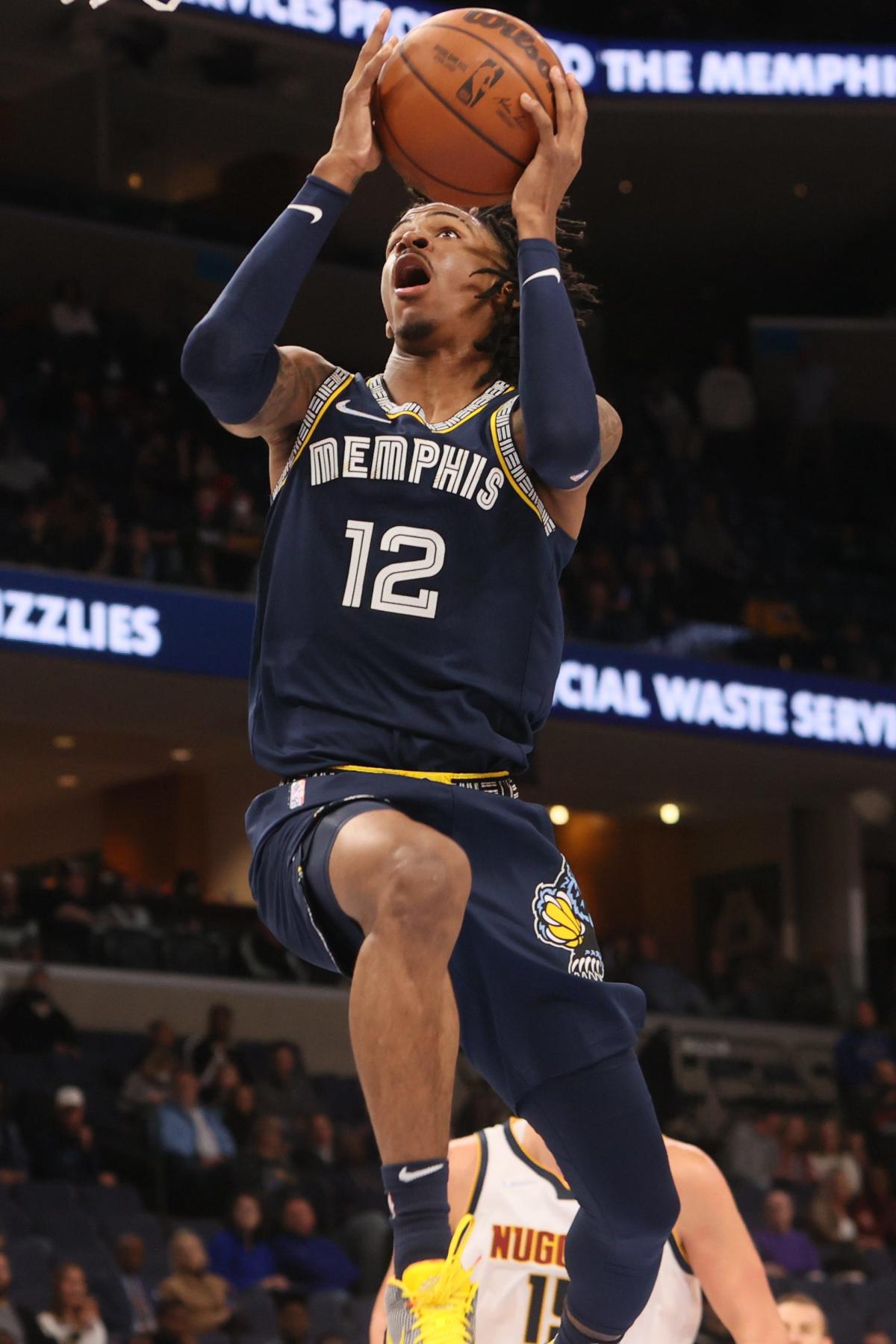 LeagueFits on X: ja morant, 12 bows in the air called him and dunked it  down.  / X