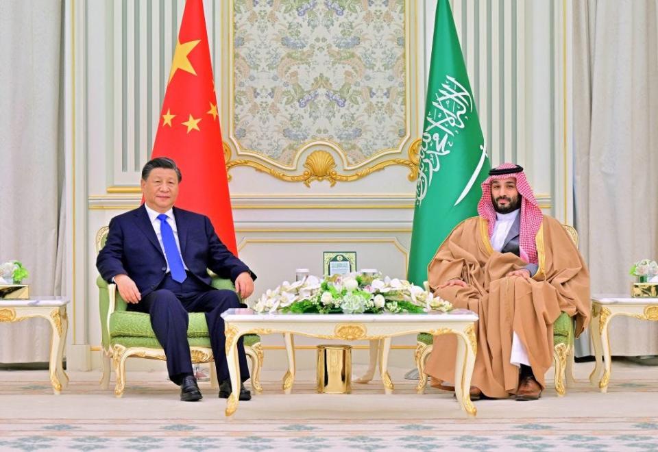 Xi, MBS