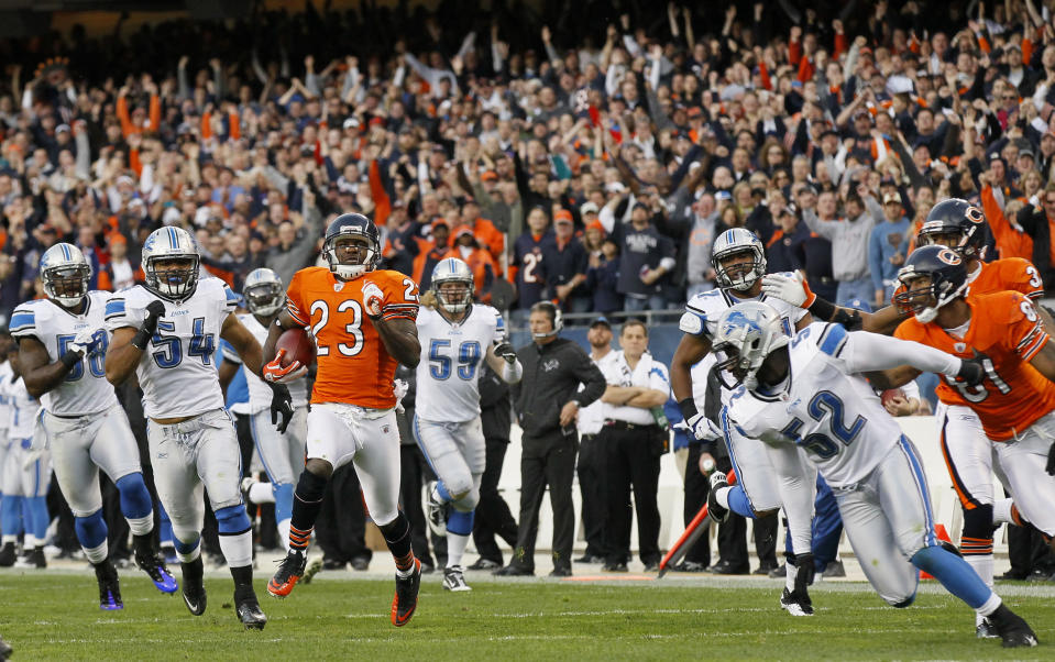 Former Bears, Falcons, Ravens and Seahawks return specialist Devin Hester, No. 23, officially announced his retirement on Tuesday. (AP)