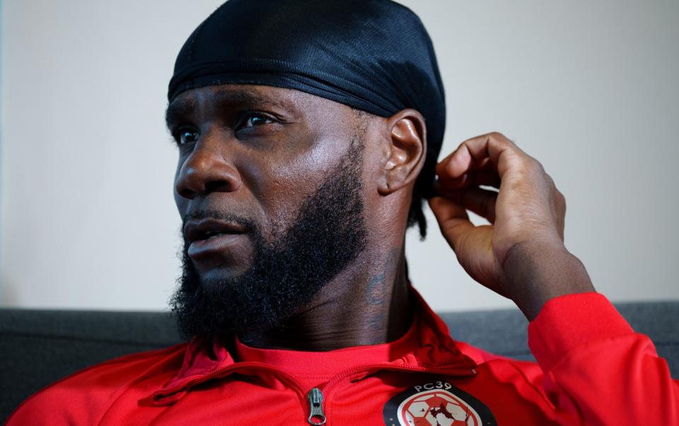 Pascal Chimbonda at Skelmersdale United