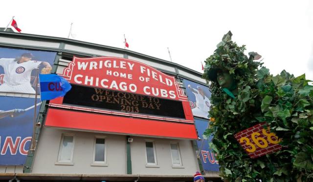 No joy in Wrigleyville as Cubs, neighbors clash