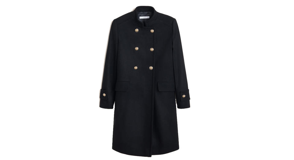 Duchess of Cambridge wraps up in navy Hobbs coat in South Wales - and ...