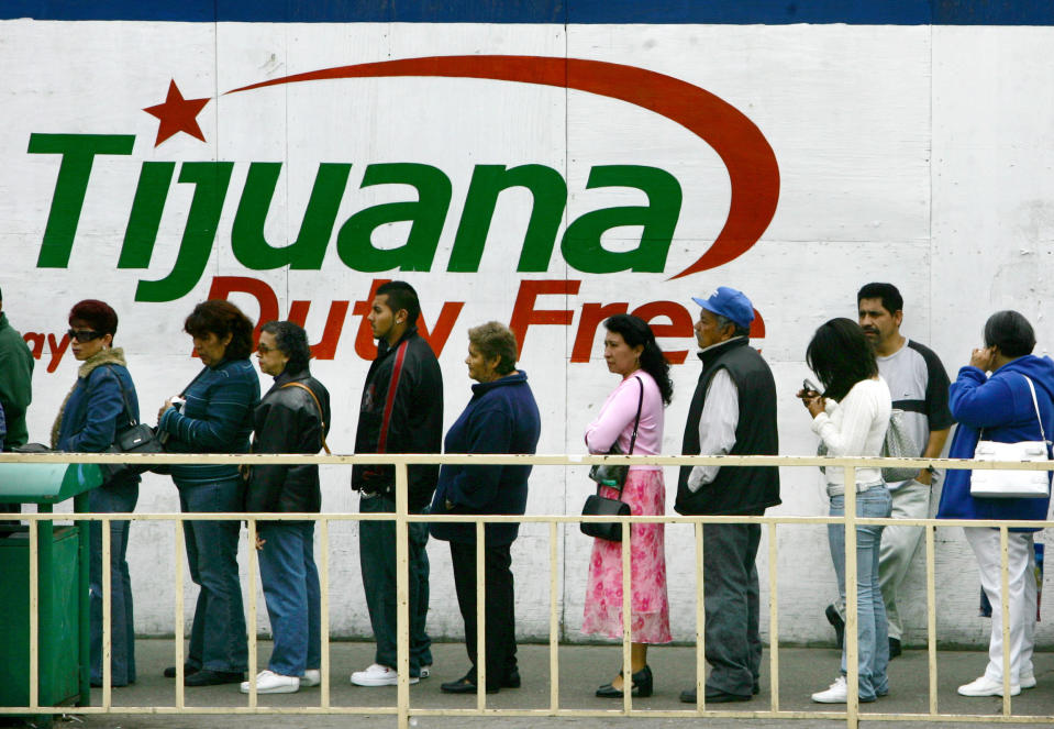 Tijuana US Mexico border crossing