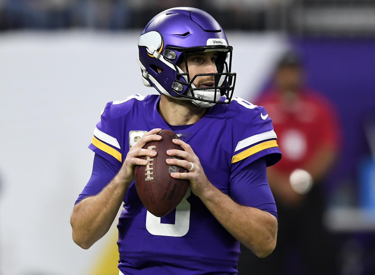 : 2022 SCORE #106 KIRK COUSINS MINNESOTA VIKINGS