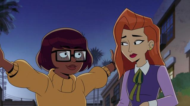Daphne voice actor has a repelling reaction to Velma as the show