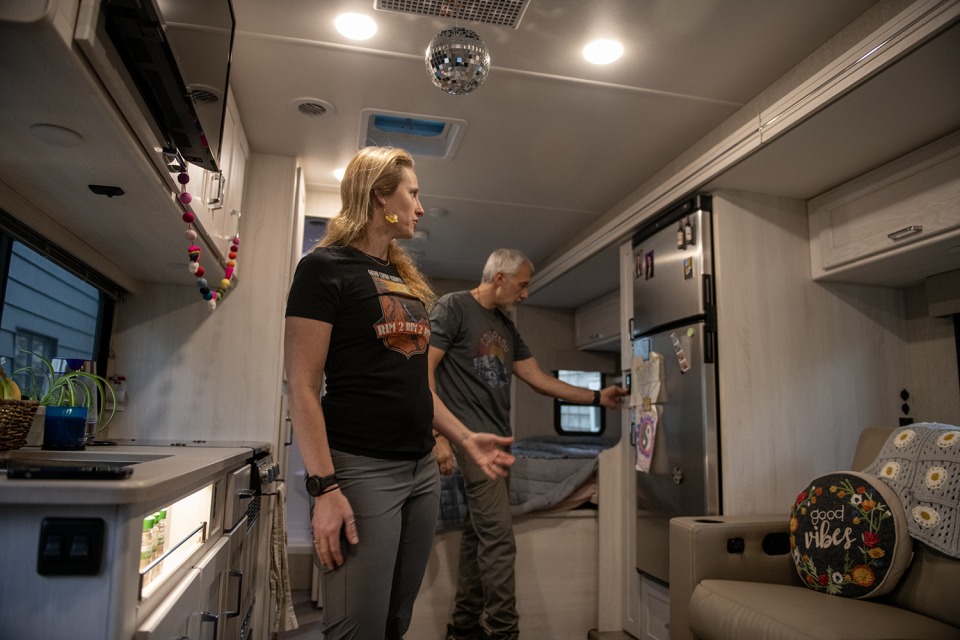 Melissa Cairns and her husband, Mark Dailey, are planning their dream trip in their RV after he was diagnosed with terminal cancer.