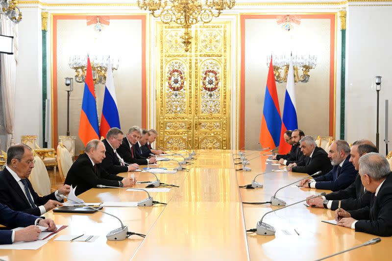 Russian President Vladimir Putin meets with Armenian Prime Minister Nikol Pashinyan in Moscow