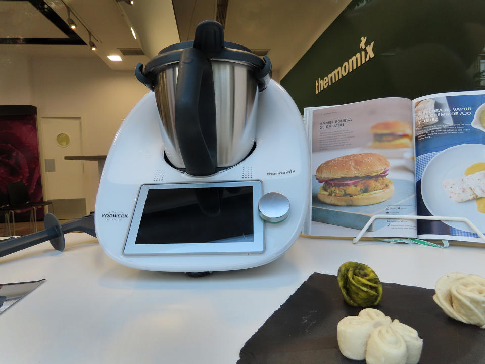 Der Thermomix wird in einem Vorwerk-Store präsentiert. (Bild: Getty Images)