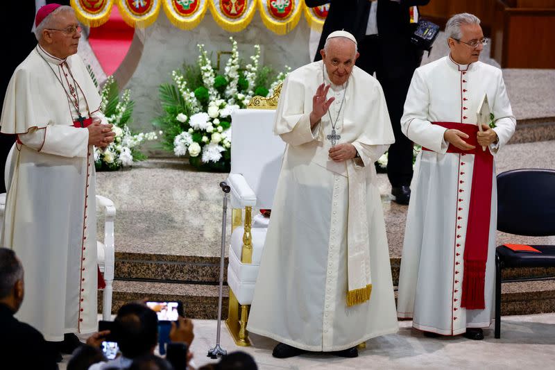 Pope Francis visits Bahrain