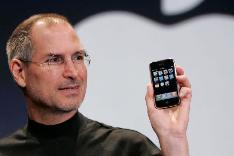 En redes, circuló el rumor de que Steve Jobs es el creador de Bitcoin