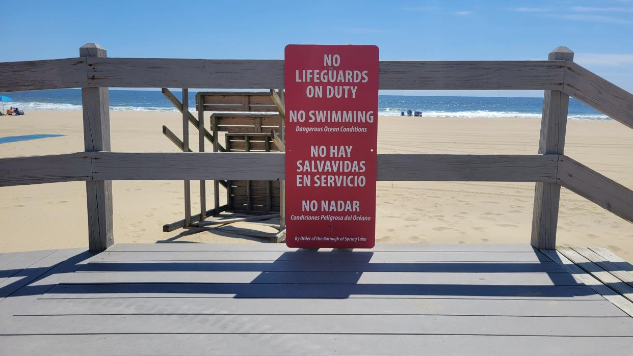 No Lifeguard on Duty sign at Spring Lake