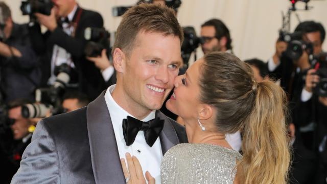 Tom Brady & Gisele Bundchen's PDA Pictures – Hollywood Life