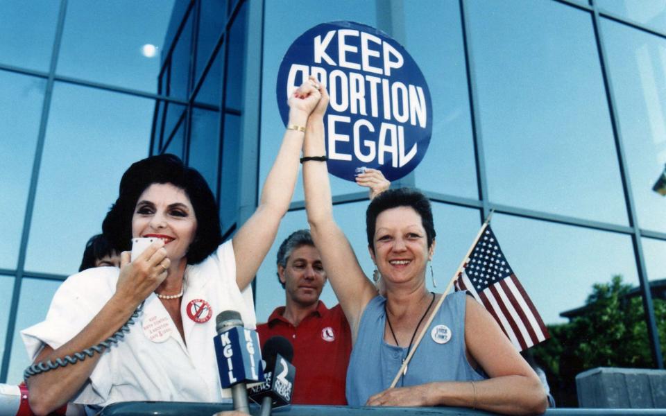 Norma McCorvey at a pro choice rally in 1989 -  Bob Riha Jr/ Archive Photos