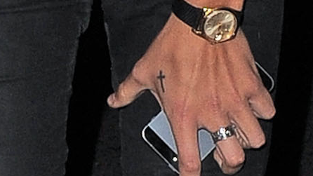 Harry Styles and Louis Tomlinson (One Direction) tattoo bracelet