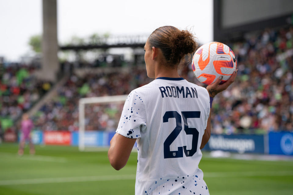 Trinity Rodman prepares for a throw-in during an international friendly between <a class="link " href="https://sports.yahoo.com/soccer/teams/republic-of-ireland-women/" data-i13n="sec:content-canvas;subsec:anchor_text;elm:context_link" data-ylk="slk:Ireland;sec:content-canvas;subsec:anchor_text;elm:context_link;itc:0">Ireland</a> and the United States in Austin, Texas, on April 8, 2023.<span class="copyright">John Todd—USSF/Getty Images</span>