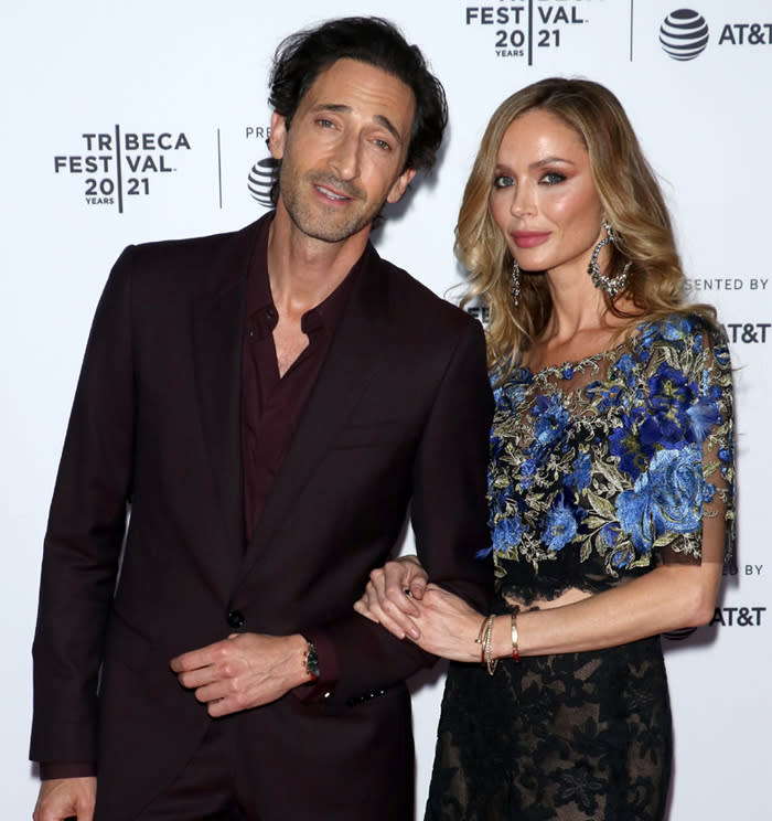 Adrien Brody y Georgina Chapman 