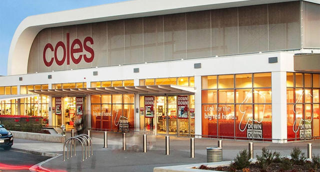 Coles vs Woolworths: Which one offers the most gift card bonus points?