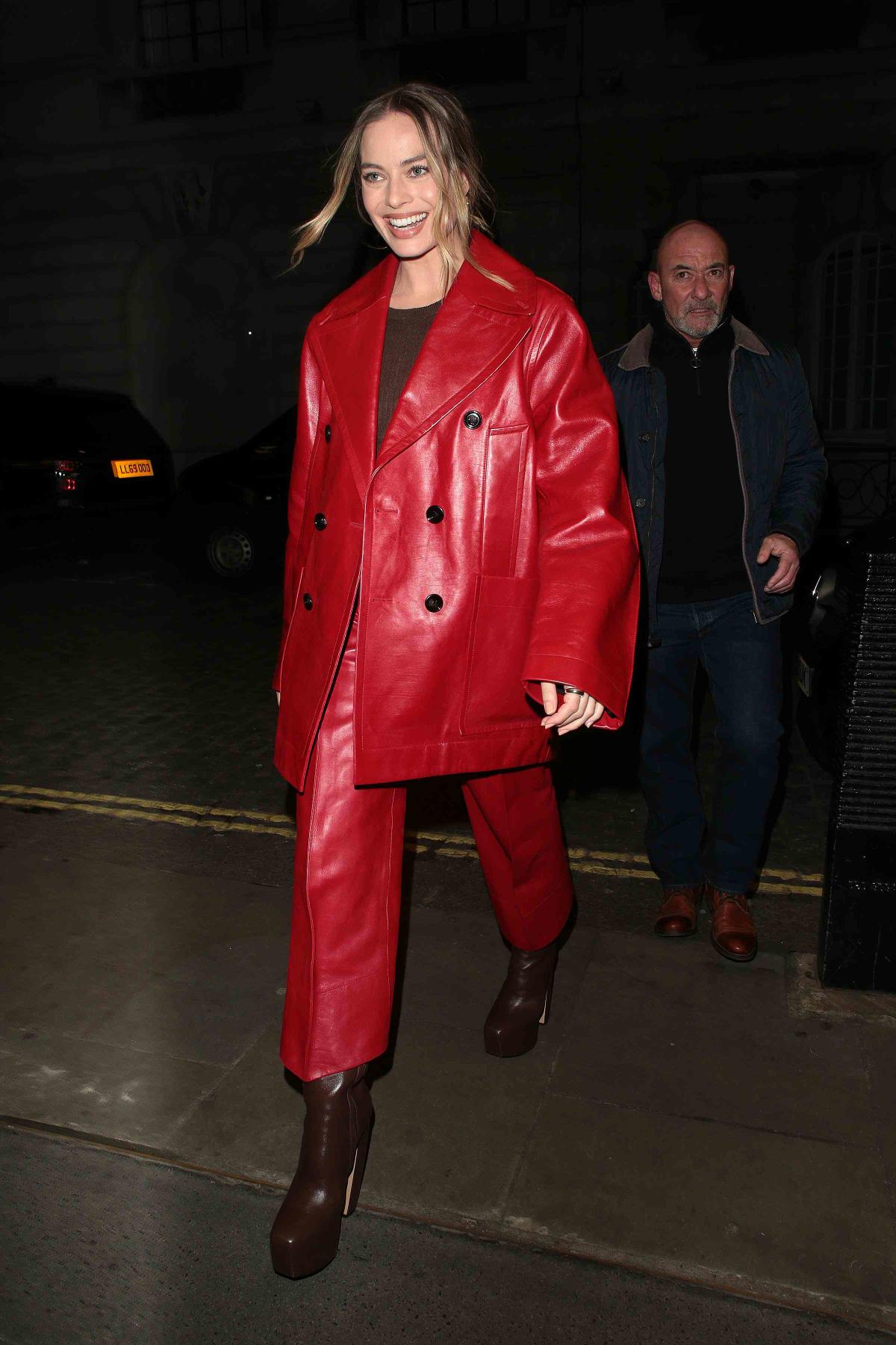 Margot Robbie Wore Another Amazing All-Red Outfit