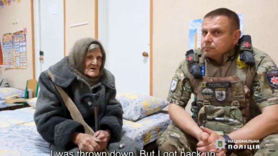 烏克蘭98歲老婦莉迪亞（Lidia Stepanivna）。（圖／翻攝自 烏克蘭警方影片）