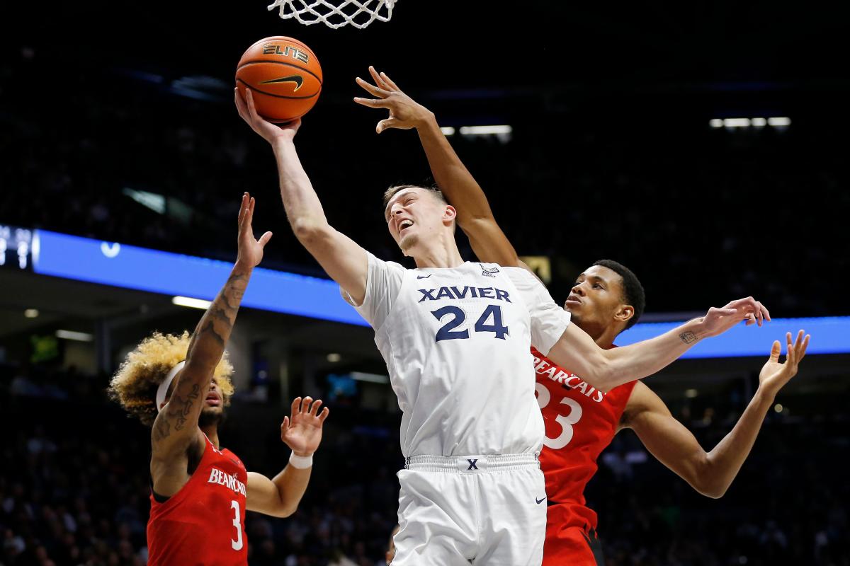 Jack Nunge powers Xavier past UC basketball in dominant Crosstown