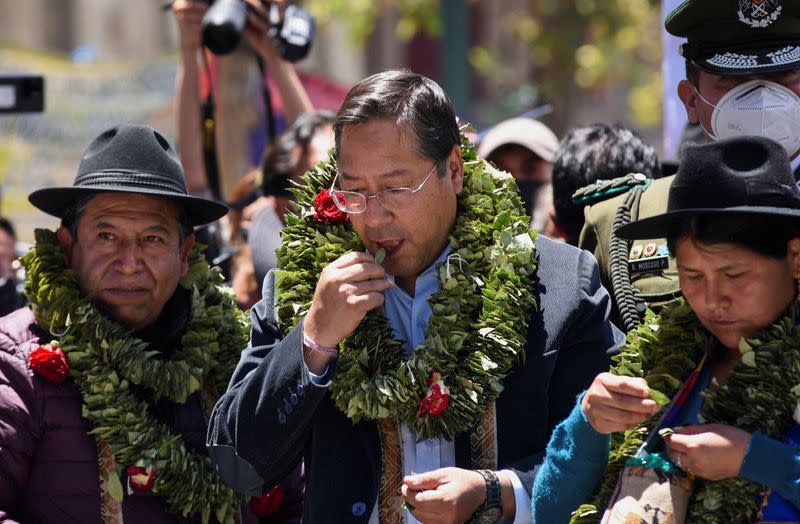 FILE PHOTO: Bolivians celebrate the "acullico" tradition chewing coca leaves