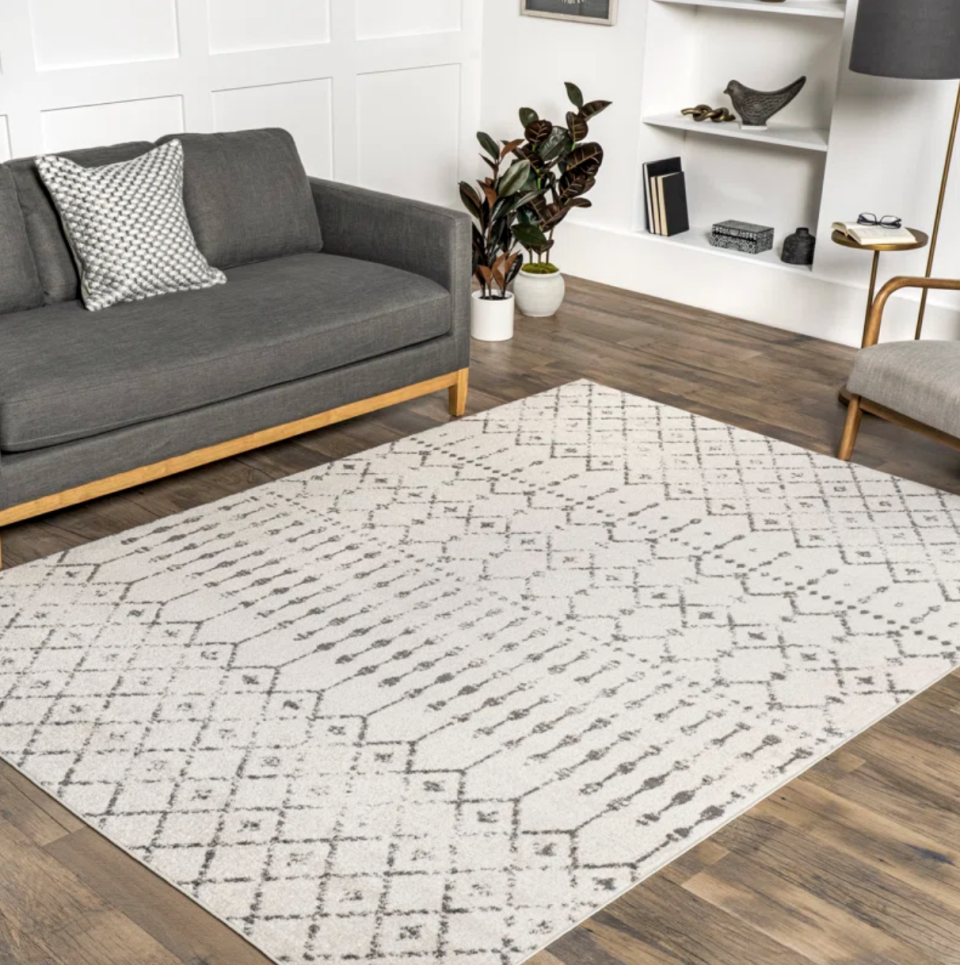 Union Rustic Giannini Geometric Moroccan Area Rug (Photo via Wayfair)