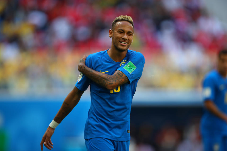 <p>Neymar shows his agony as another chance goes begging </p>