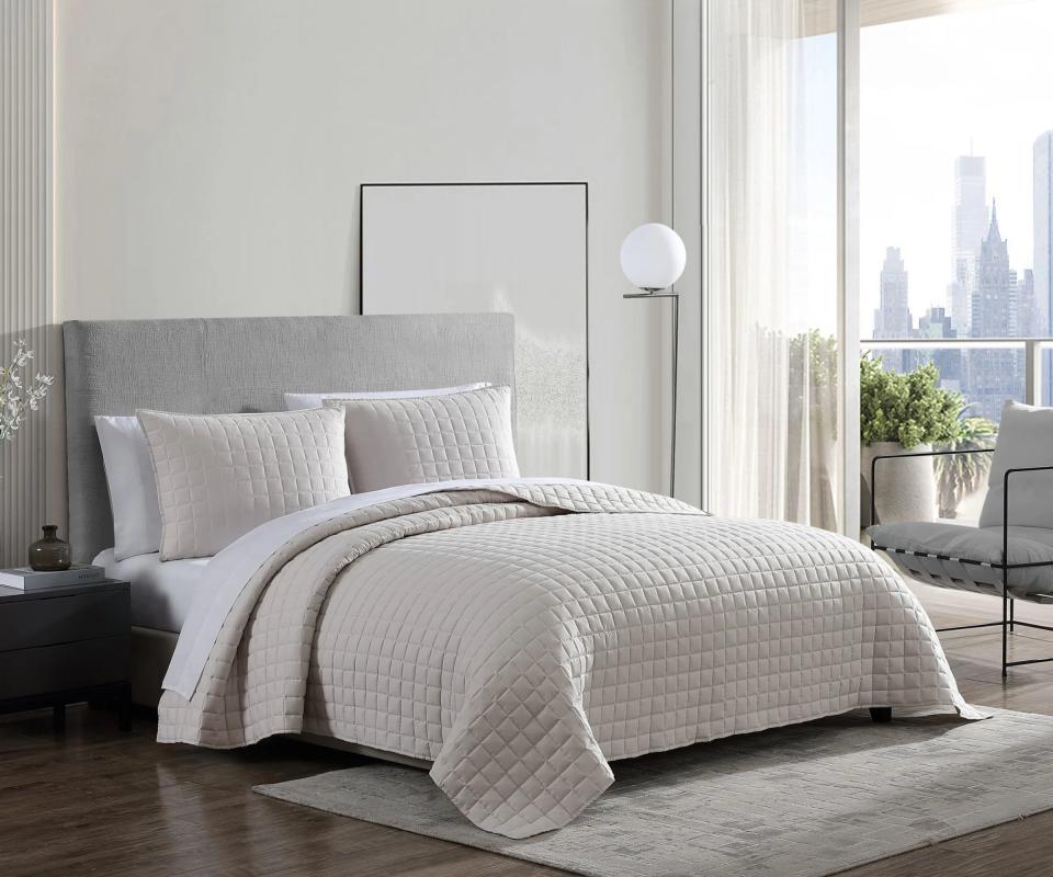 vera wang quilt bedding